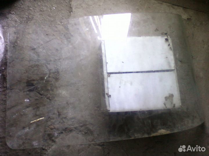 Стекло лобовое паз-672 (две половинки)