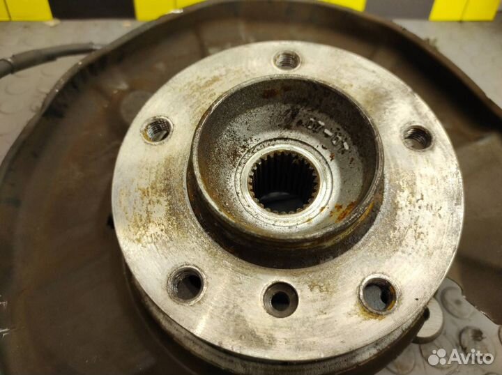 Кулак поворотный задний левый Bmw 320I E90 N46B20B