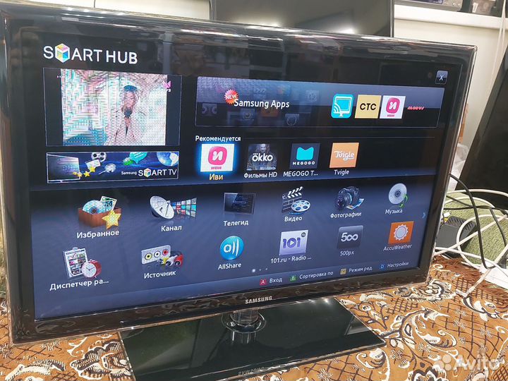 Телевизор Samsung 32