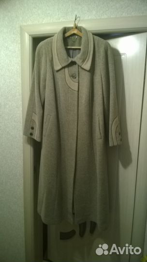 Пальто весна-осень р-р 60-62