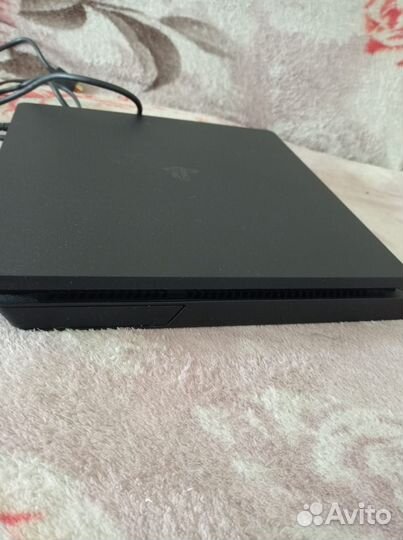 Sony PS4 slim 1tb