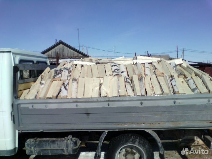 Дрова березовые,земля глина