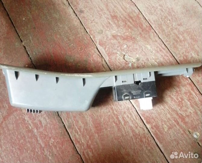 Блок управления стеклоподъёмника