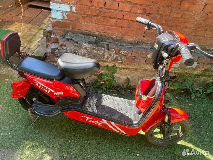 MD E-BiKE электроскутер