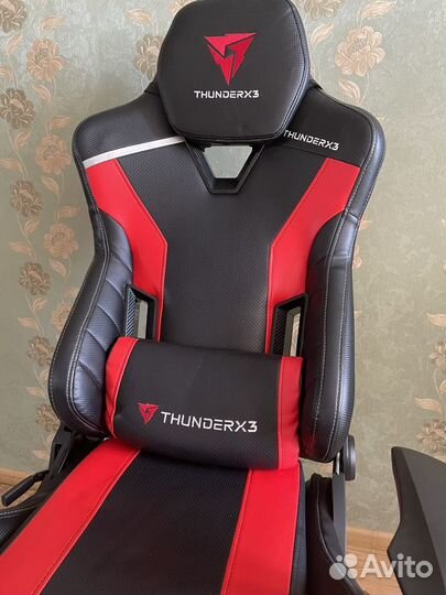 Игровое кресло thunderx3