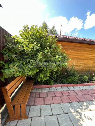 Коттедж 108 м² на участке 8 сот.