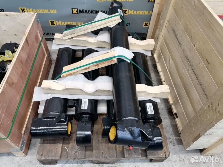 Цилиндр подъёма стрелы форвардер John Deere