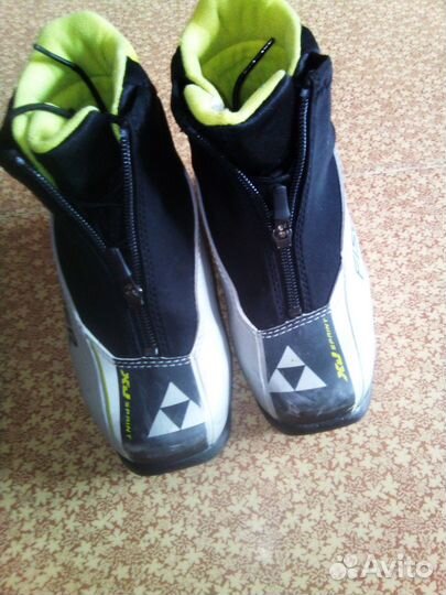 Лыжные ботинки fischer 33