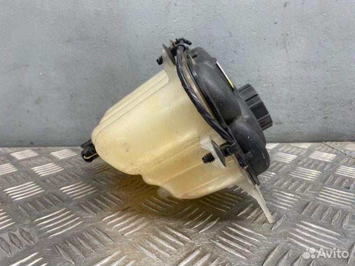 Бачок расширительный Jaguar Xe X760 2.0