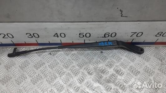 Щеткодержатель лобового стекла mazda 3 1 (HBR14O90