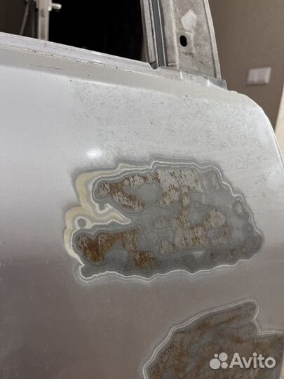 Дверь на ford focus 2 седан (серебро)