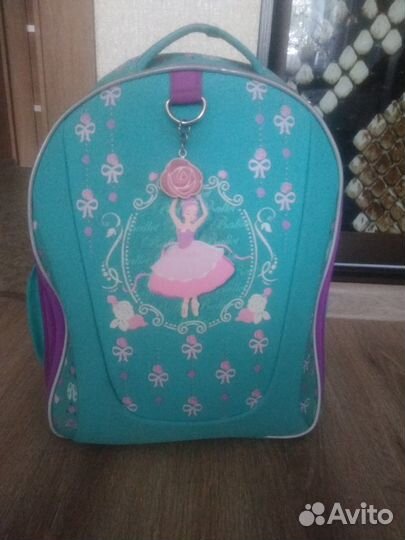 Школьный рюкзак