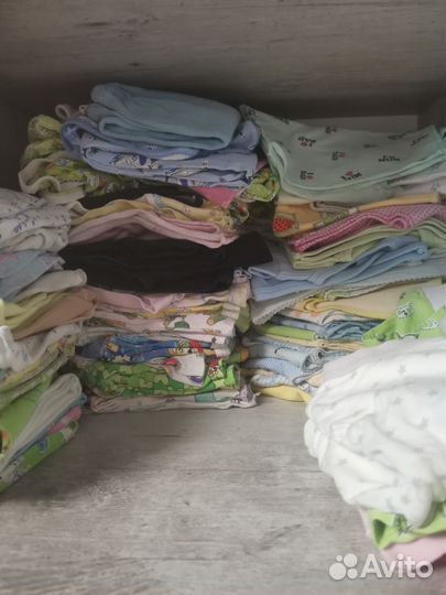 Ползунки и распашонки 0-6 месяцев