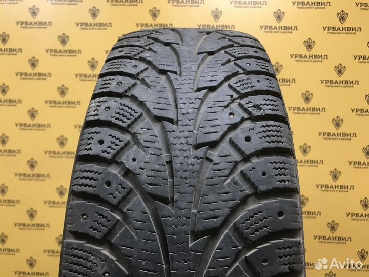 Hankook Winter I'Pike 215/65 R16 98