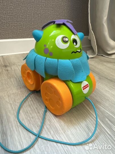 Машинка каталка fisher price