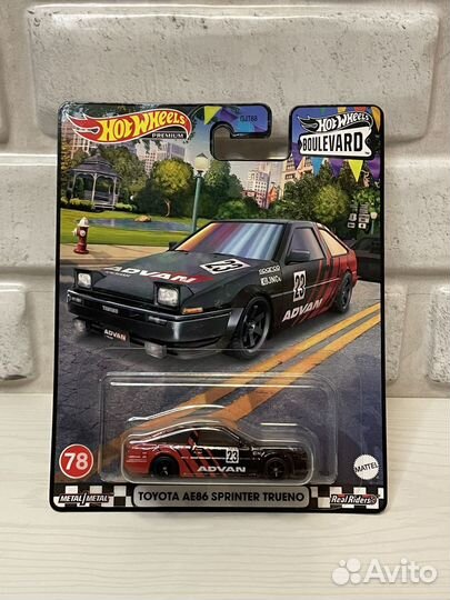 Hot Wheels Premium Boulevard 77/80