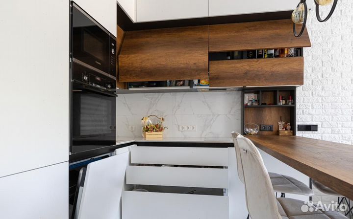 Кухонный гарнитур угловой