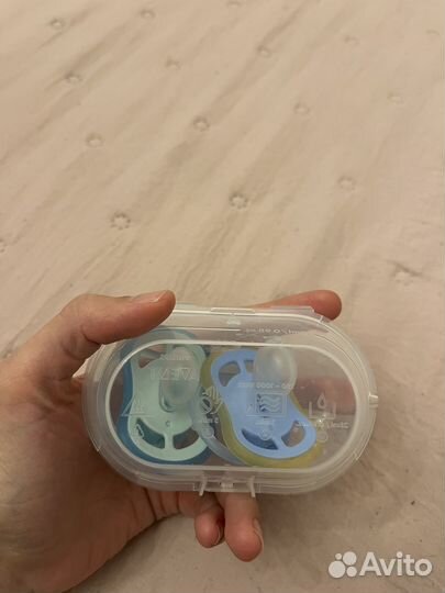 Соска пустышка avent 18