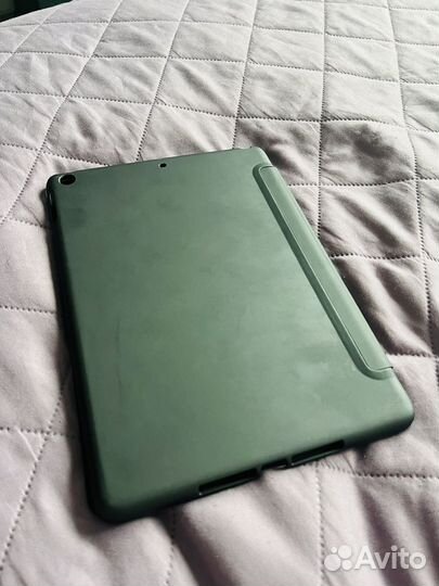 Чехол для iPad 6 gen. Б/У