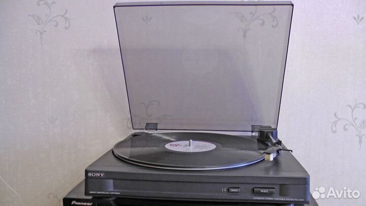 Проигрыватель винила Sony PS-LX46P
