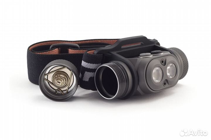 Фонарь яркий луч YLP 