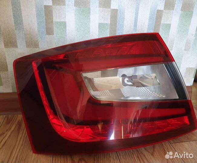 Skoda Octavia A7 фонарь задний LED