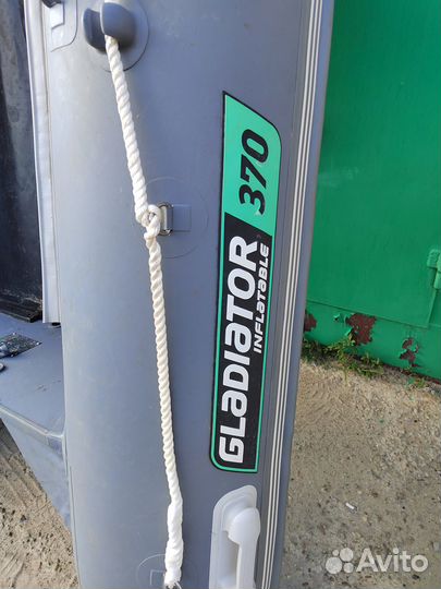 Надувная лодка пвх с мотором 9.9