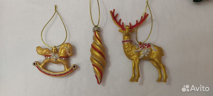 Игрушки на ёлку. Шары