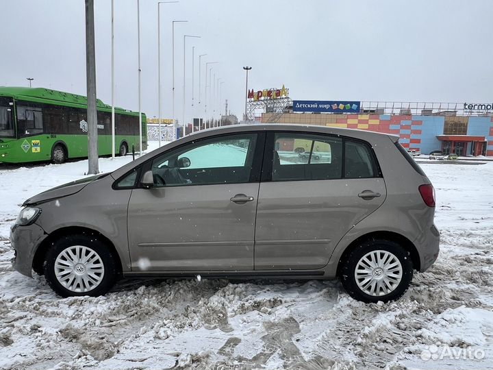 Volkswagen Golf Plus 1.6 МТ, 2012, битый, 76 285 км