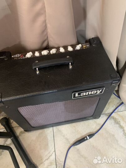 Комбоусилитель Laney cub12