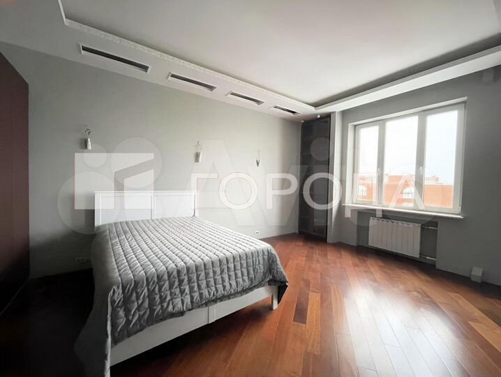 3-к. квартира, 122 м², 15/15 эт.