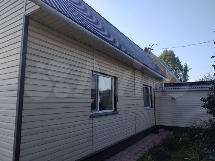 Дом 146 м² на участке 5 сот.