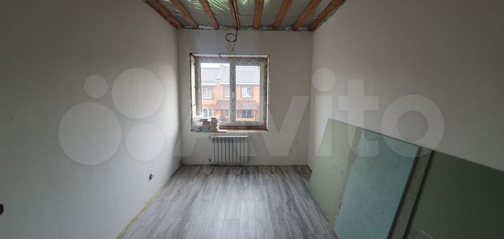 Таунхаус 71,6 м² на участке 1 сот.