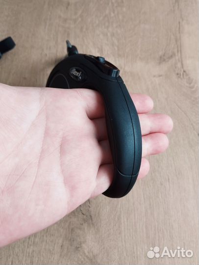 Поводок - рулетка Flexi + бокс для пакетов