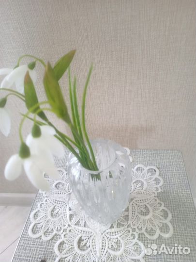 Ваза для цветов хрустальная