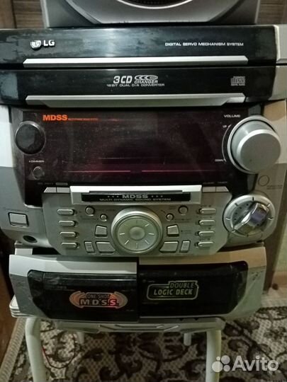 Музыкальный центр