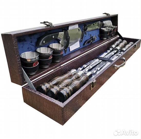 Шашлычный набор в кейсе (для пикника)