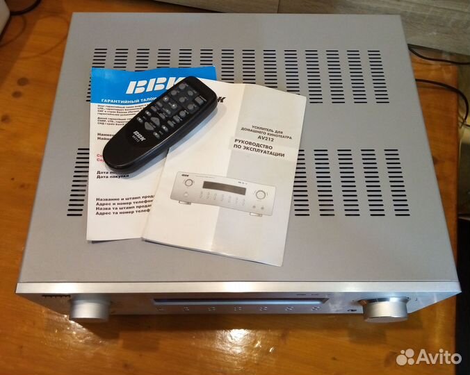 Ресивер BBK AV212