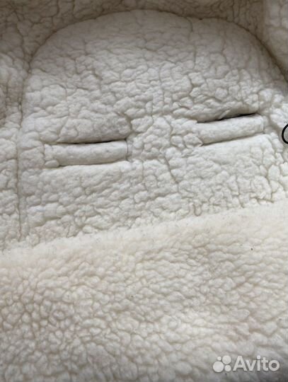 Меховой конверт в прогулочную коляску