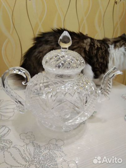 Хрустальный чайник
