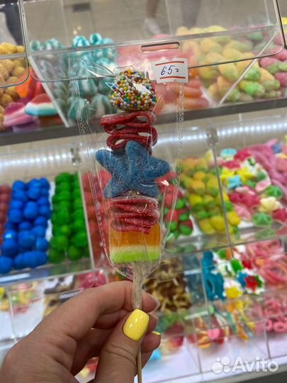 Мармеладные гусеницы, мишки, фигурки съедобные