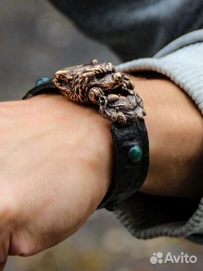 Кожаный мужской браслет с Медведем и агатом