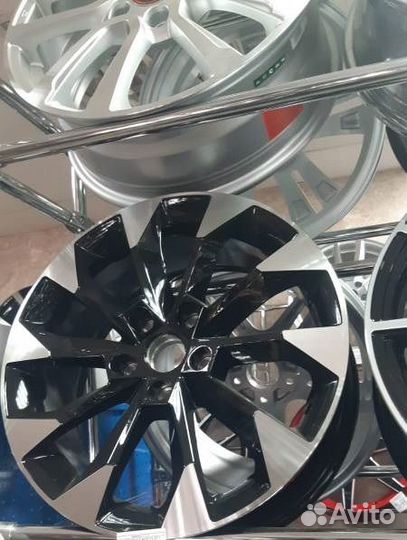 SK526 R17x7 40 5/112 57,1 BKF