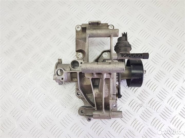 8593269 Помпа BMW 5 G30/G31