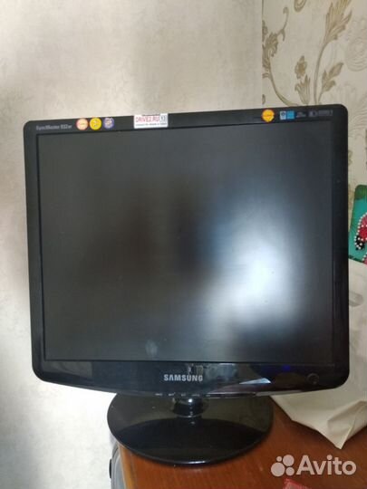 Монитор Samsung 19 дюймов