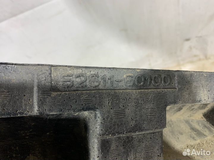 Абсорбер переднего бампера Lexus LX