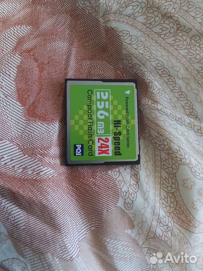 Nicon компактный фотоаппарат