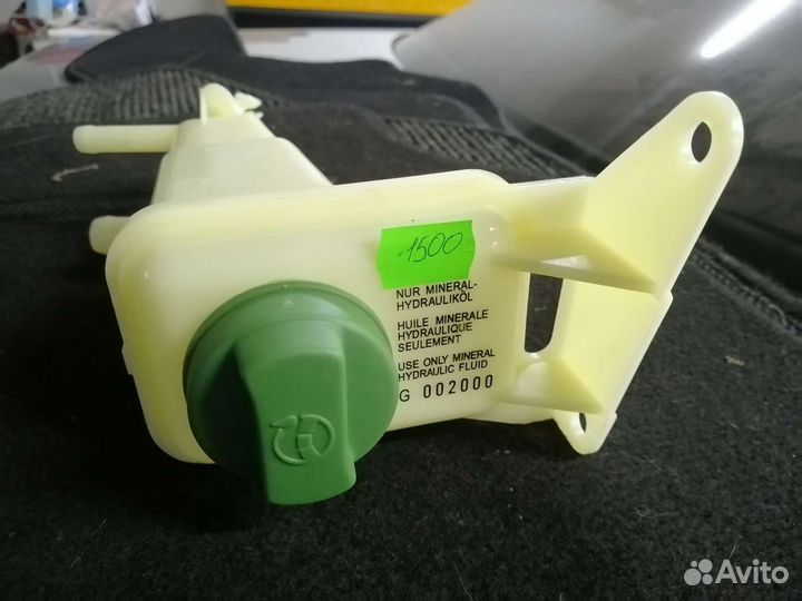 Бачок гур Ауди А4 Б5, Б7, А6 С5, С6, Passat B5