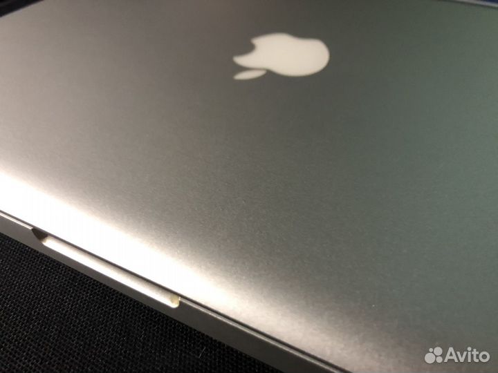 Apple MacBook pro 13 i5 2011