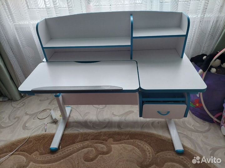 Растущая парта и стул бу